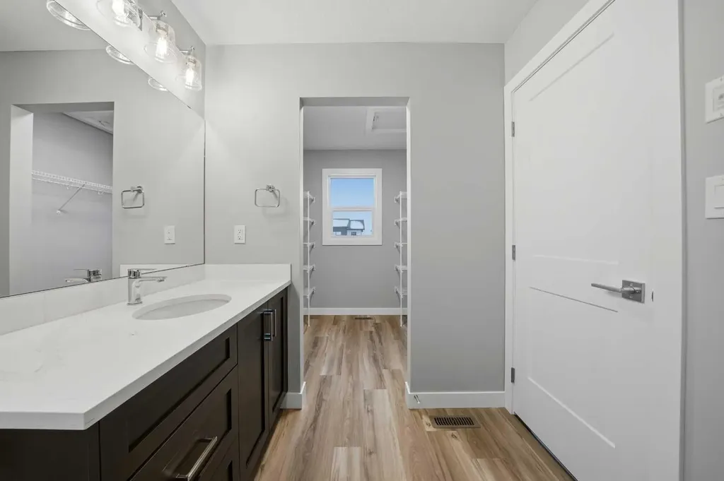 70 Palmer Circle Blackfalds AB T0M 0J2