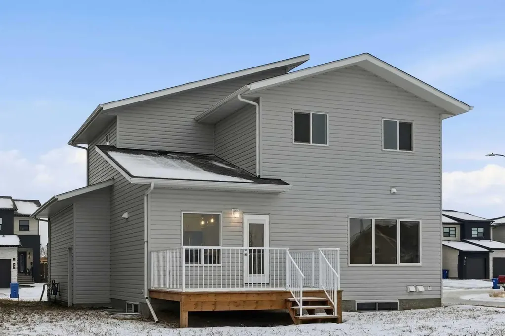 70 Palmer Circle Blackfalds AB T0M 0J2