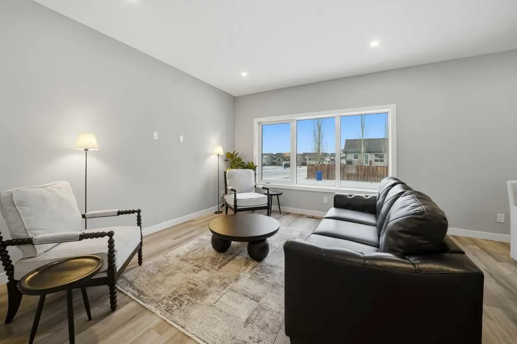 70 Palmer Circle Blackfalds AB T0M 0J2