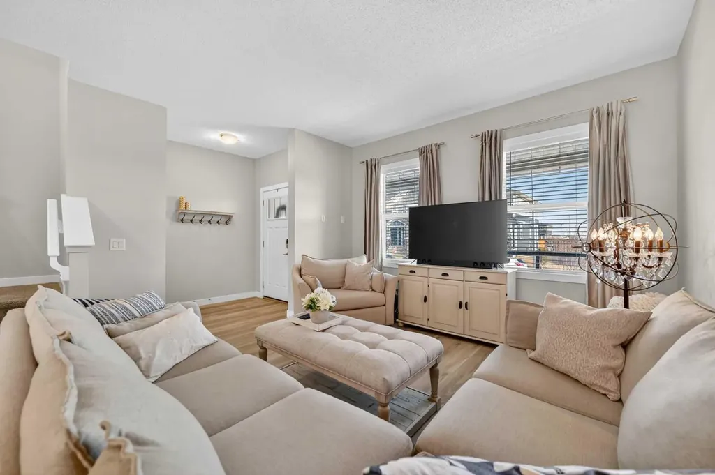 83 Midtown Crossing SW Airdrie AB T4B 5H1