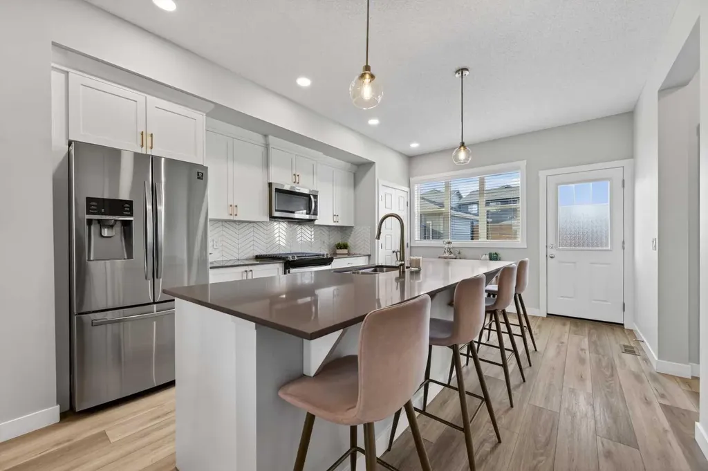 83 Midtown Crossing SW Airdrie AB T4B 5H1