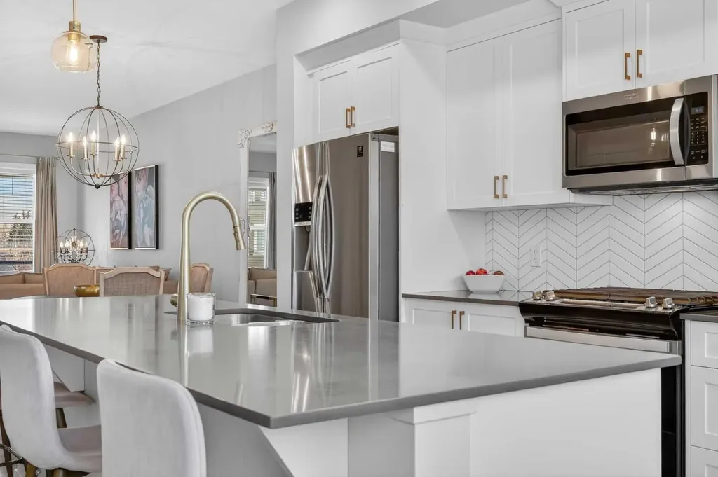 83 Midtown Crossing SW Airdrie AB T4B 5H1