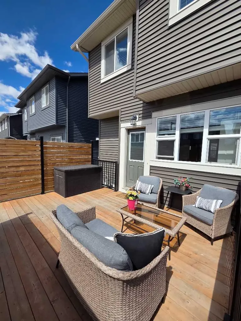 83 Midtown Crossing SW Airdrie AB T4B 5H1