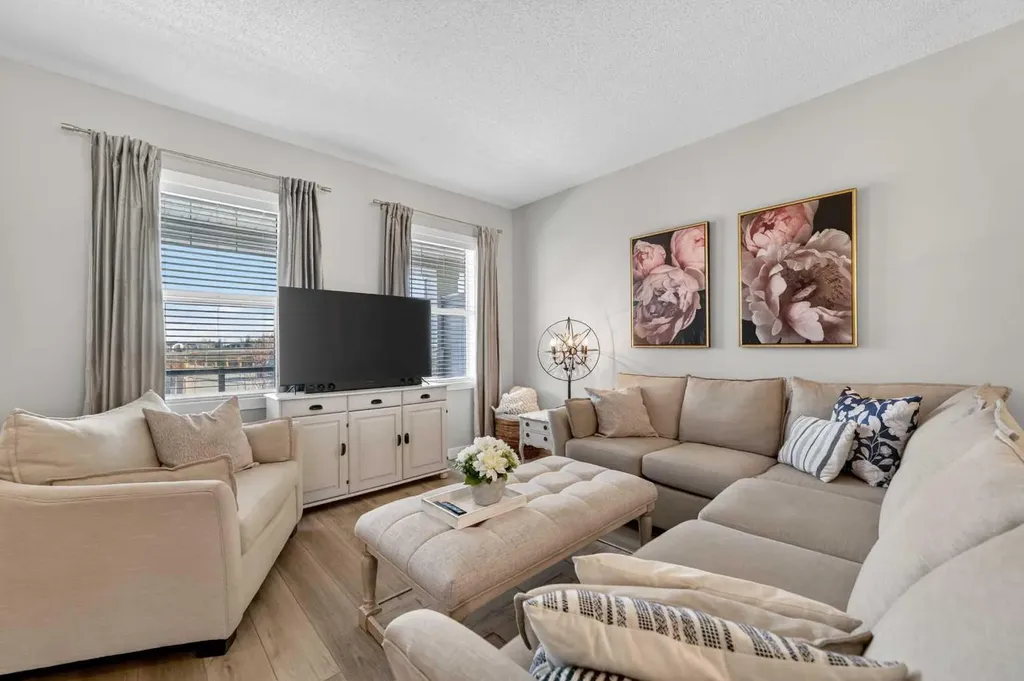 83 Midtown Crossing SW Airdrie AB T4B 5H1