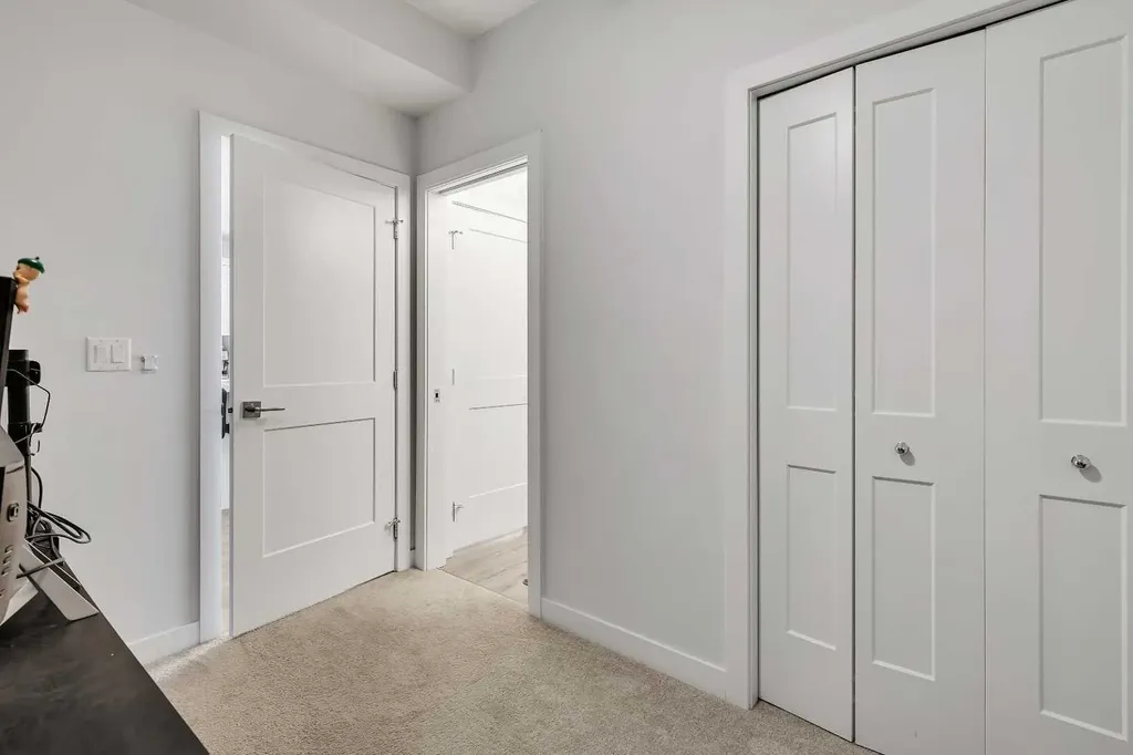 30 Sage Hill Walk NW Calgary AB T3R 2A9