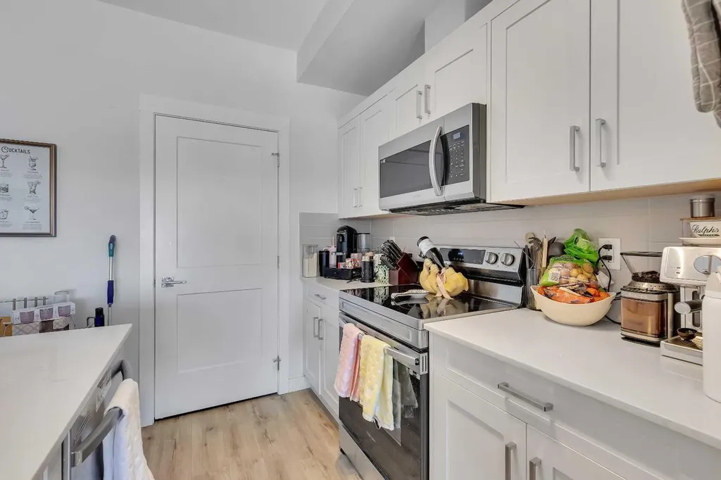 30 Sage Hill Walk NW Calgary AB T3R 2A9