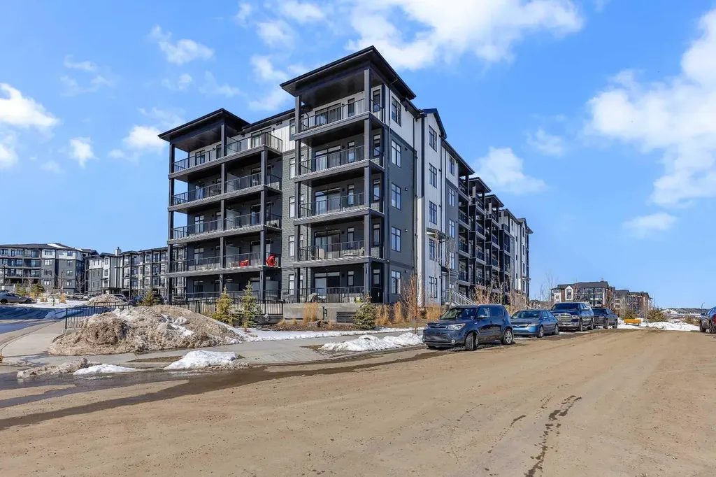 30 Sage Hill Walk NW Calgary AB T3R 2A9