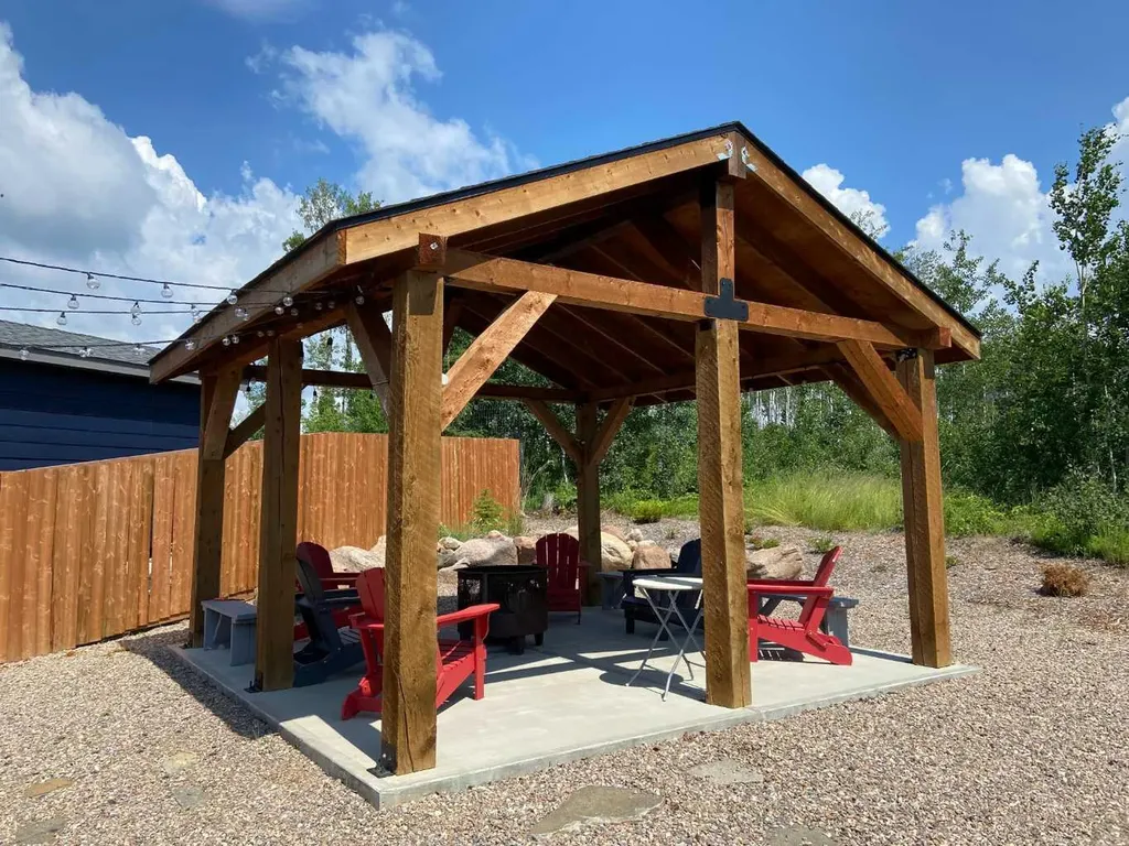 6 Cedar Close Lac Des Iles SK S0M1A0