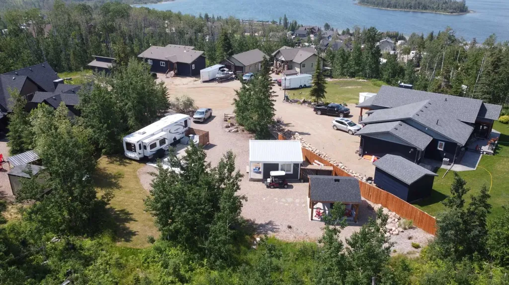 6 Cedar Close Lac Des Iles SK S0M1A0