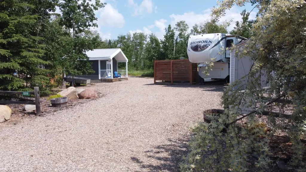 6 Cedar Close Lac Des Iles SK S0M1A0