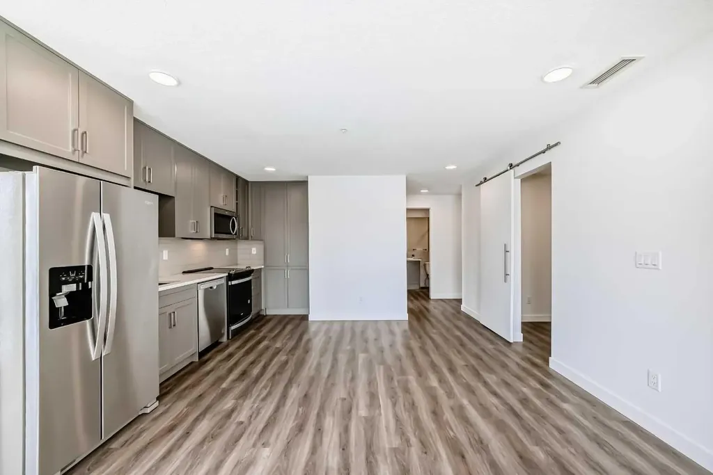 350 Livingston Common NE Calgary AB T3P 1M5