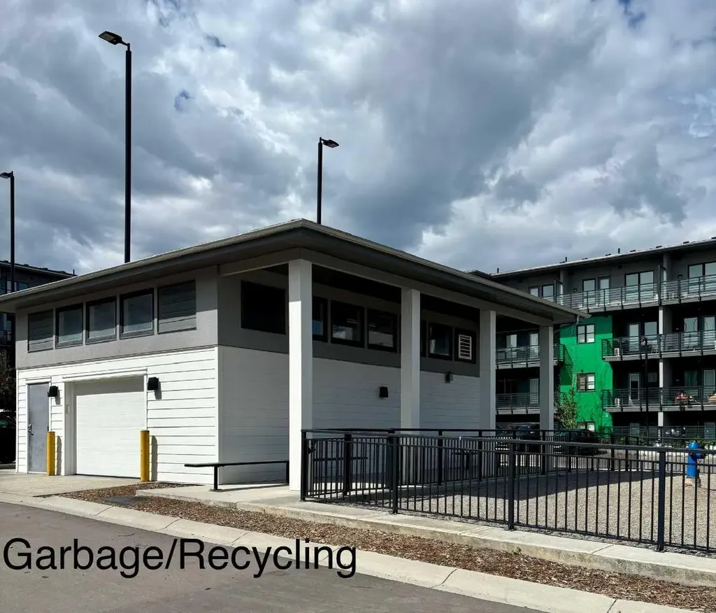 350 Livingston Common NE Calgary AB T3P 1M5