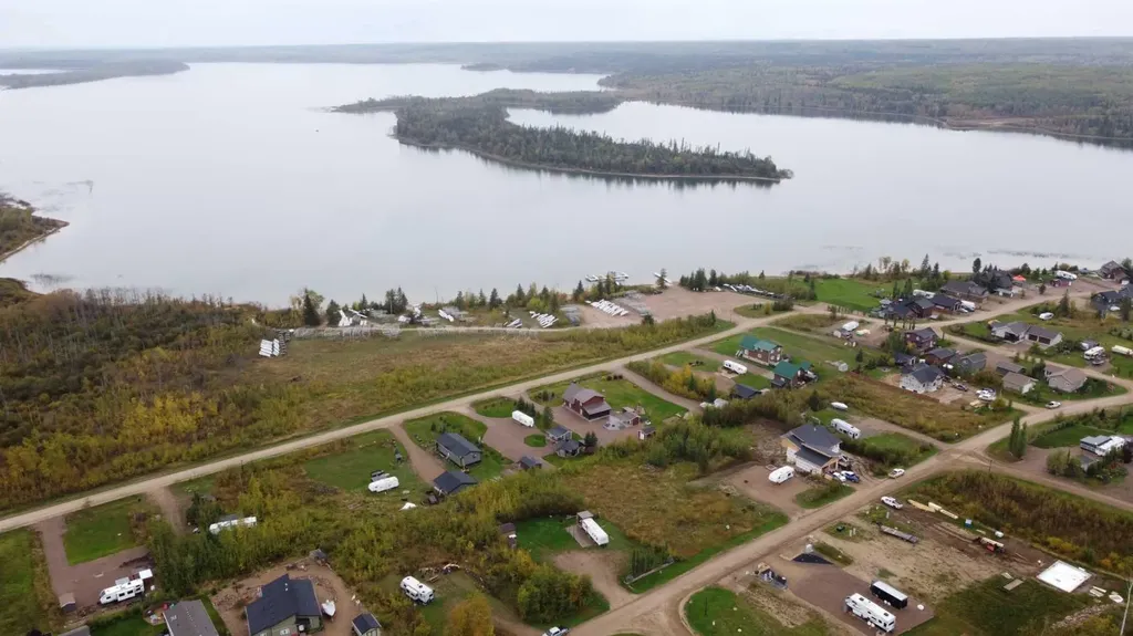 525 Diamond Willow Drive Lac Des Iles SK S0M1A0