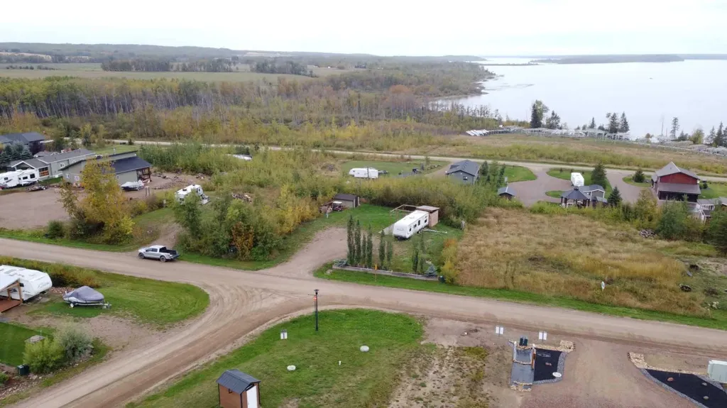 525 Diamond Willow Drive Lac Des Iles SK S0M1A0