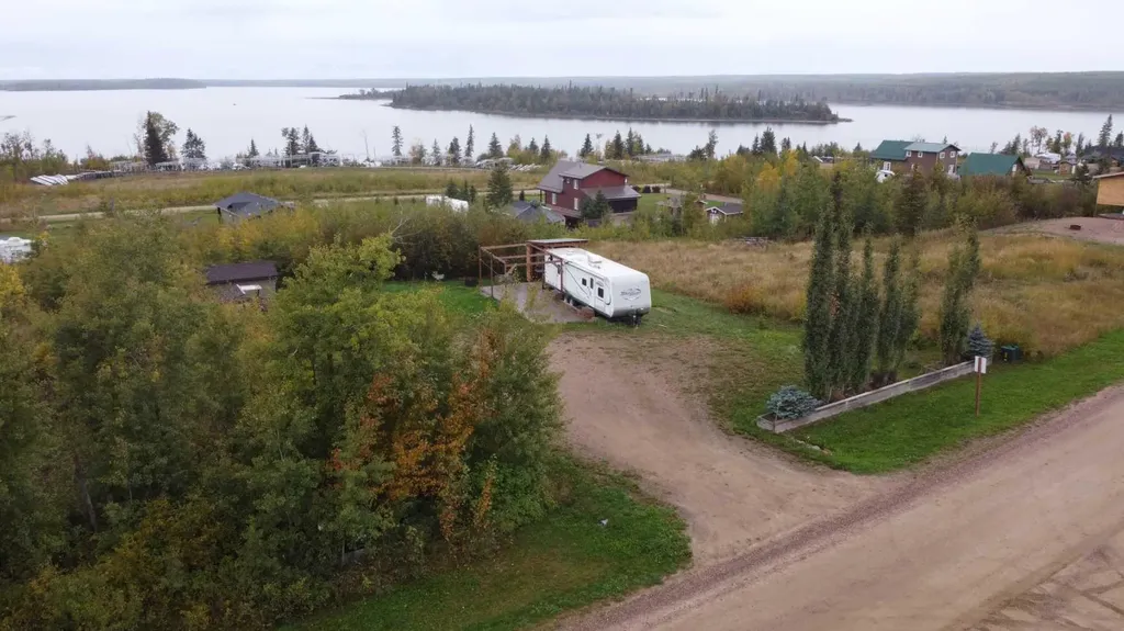 525 Diamond Willow Drive Lac Des Iles SK S0M1A0