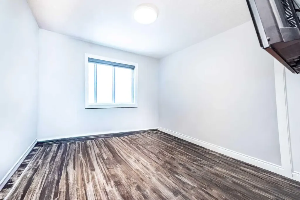 192 Cove Rise Chestermere AB T1X 1S7