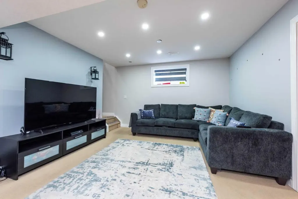 192 Cove Rise Rise Chestermere AB T1X 1S7