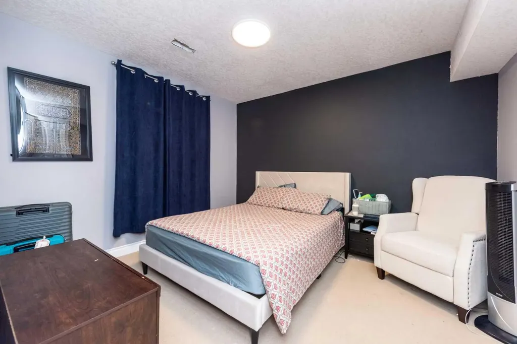 192 Cove Rise Chestermere AB T1X 1S7