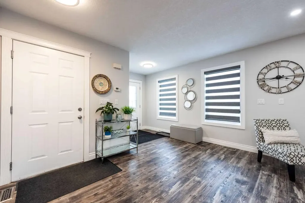 192 Cove Rise Rise Chestermere AB T1X 1S7