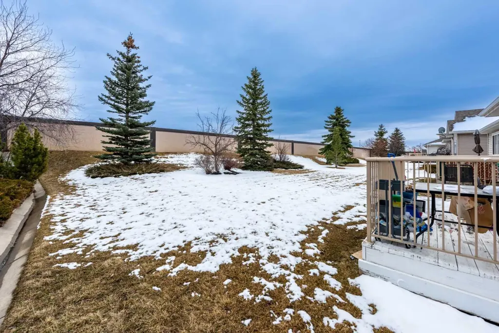 192 Cove Rise Chestermere AB T1X 1S7