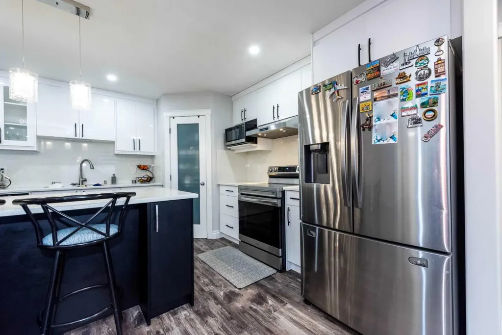 192 Cove Rise Chestermere AB T1X 1S7
