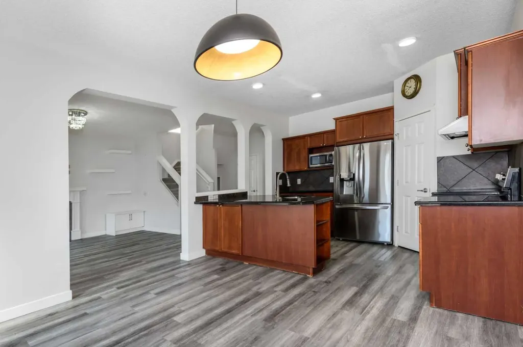 228 Saddlecrest Way NE Calgary AB T3J 5N2