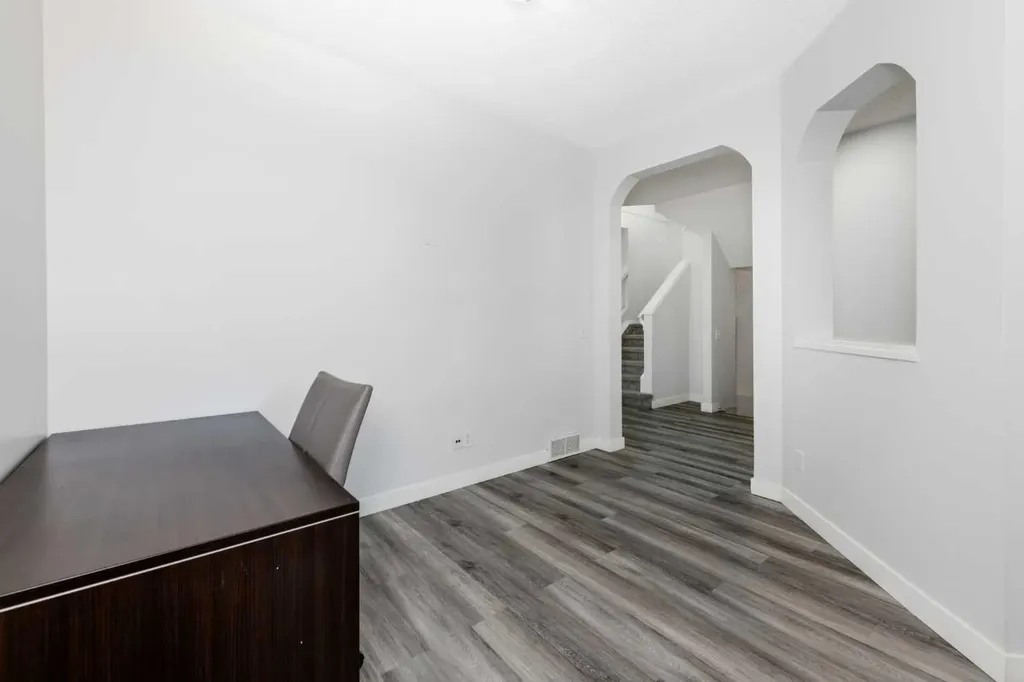 228 Saddlecrest Way NE Calgary AB T3J 5N2