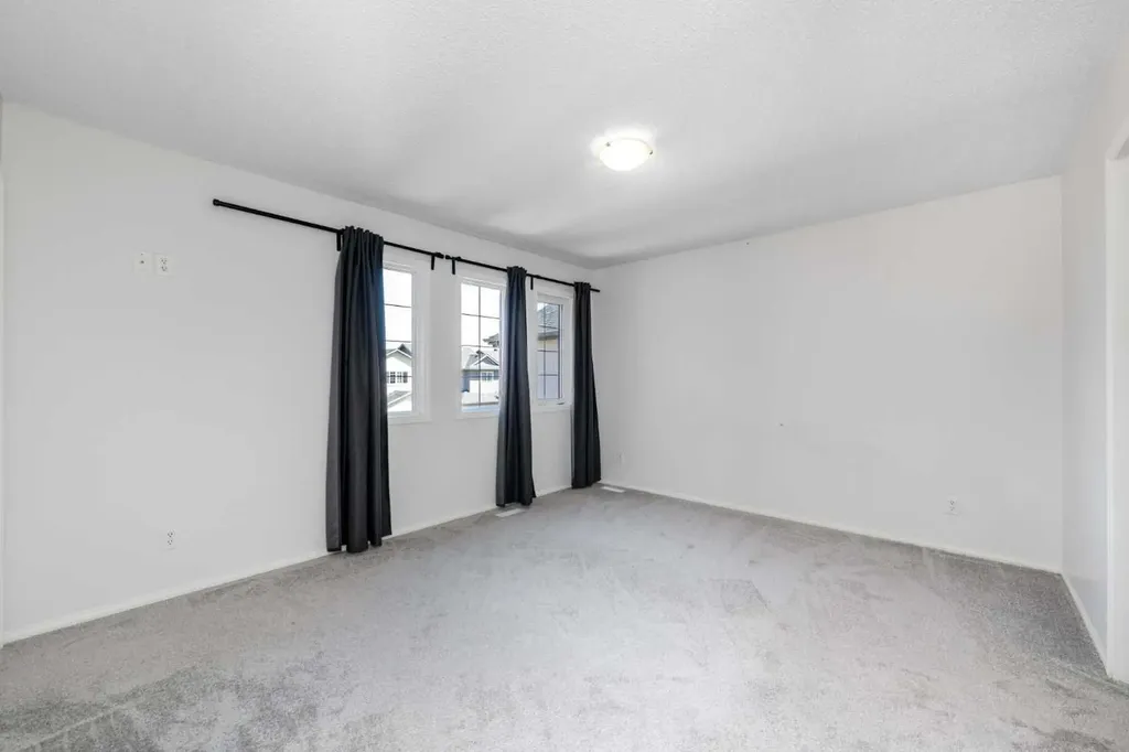 228 Saddlecrest Way NE Calgary AB T3J 5N2