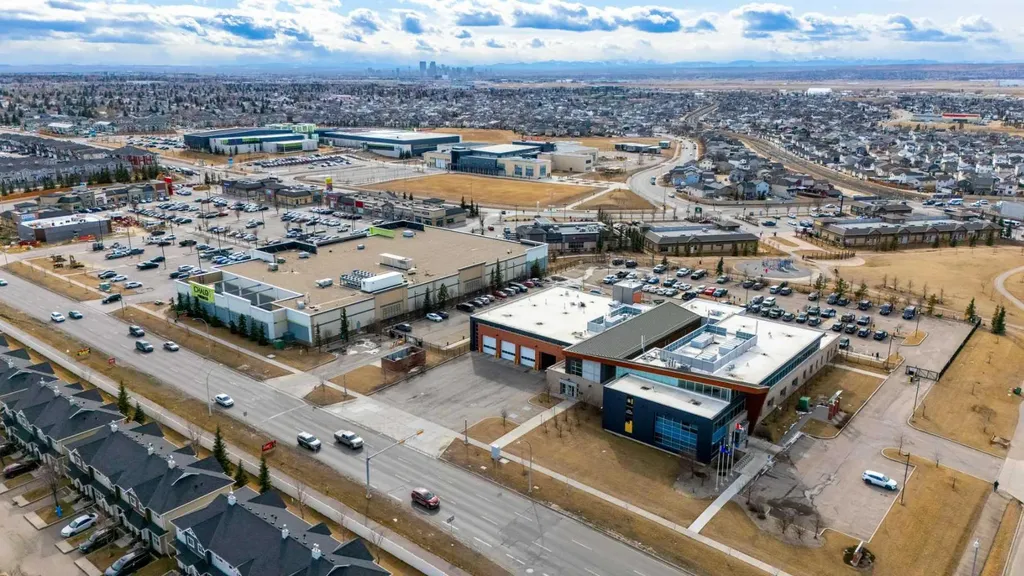228 Saddlecrest Way NE Calgary AB T3J 5N2