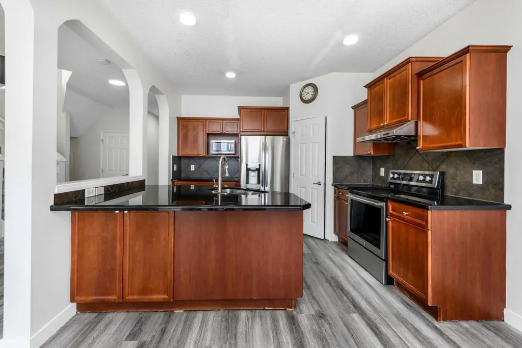 228 Saddlecrest Way NE Calgary AB T3J 5N2