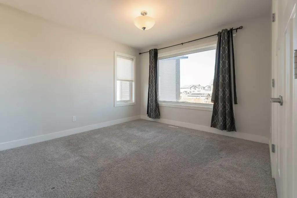 201 Grassland Boulevard W Lethbridge AB T1J 5J4