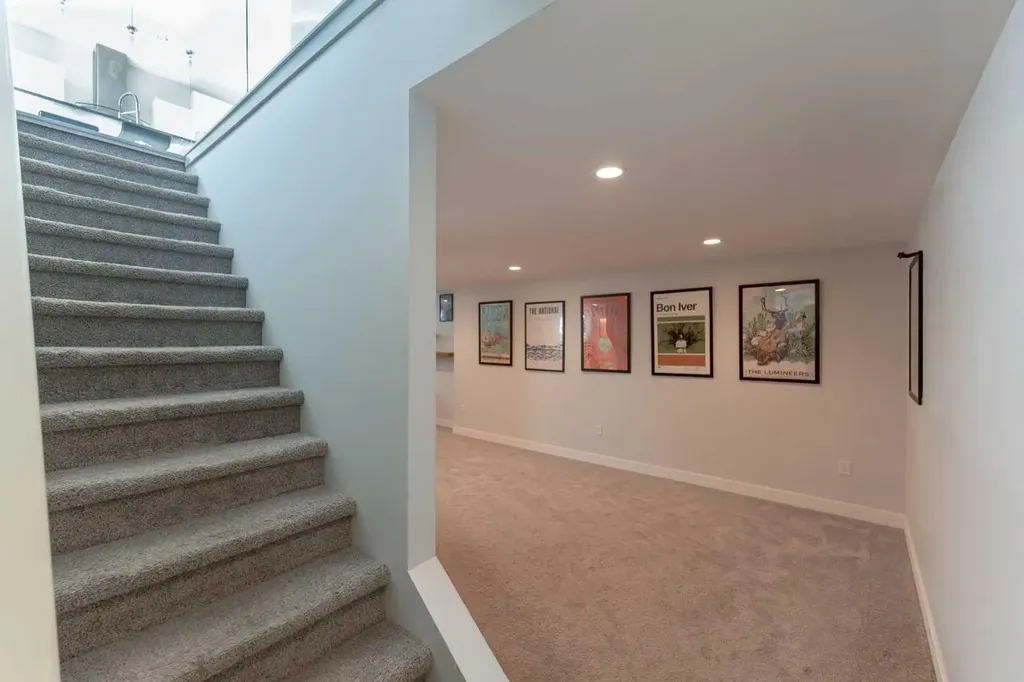 201 Grassland Boulevard W Lethbridge AB T1J 5J4