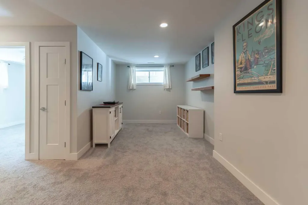 201 Grassland Boulevard W Lethbridge AB T1J 5J4