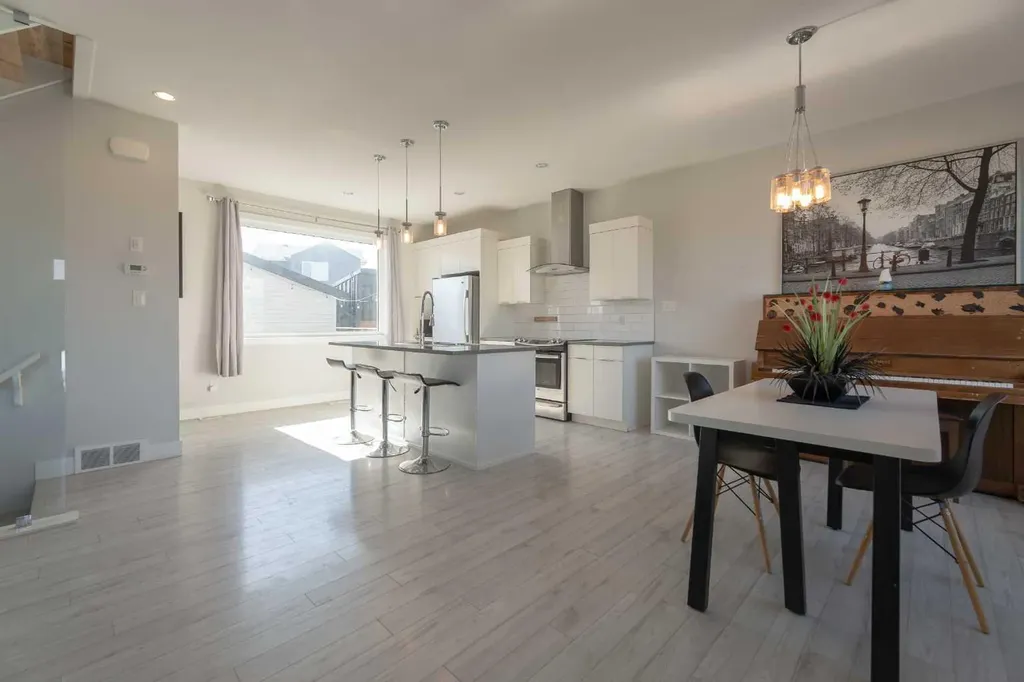 201 Grassland Boulevard W Lethbridge AB T1J 5J4