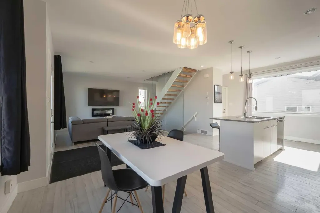 201 Grassland Boulevard W Lethbridge AB T1J 5J4