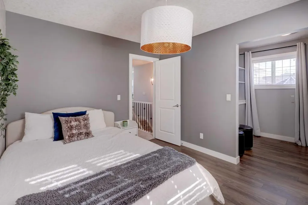 213 Kingsmere Cove SE Airdrie AB T4A0S1