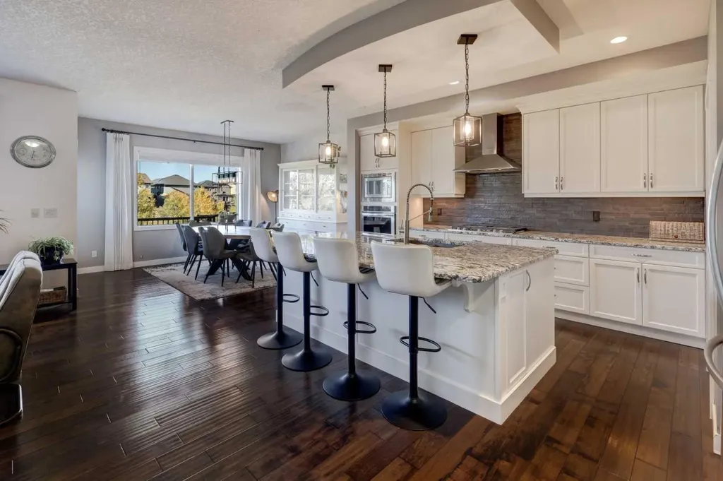 213 Kingsmere Cove SE Airdrie AB T4A0S1