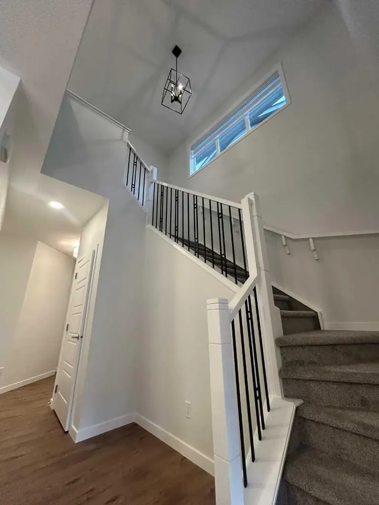 854 Cobblefield Manor SW Airdrie AB T4B5L9