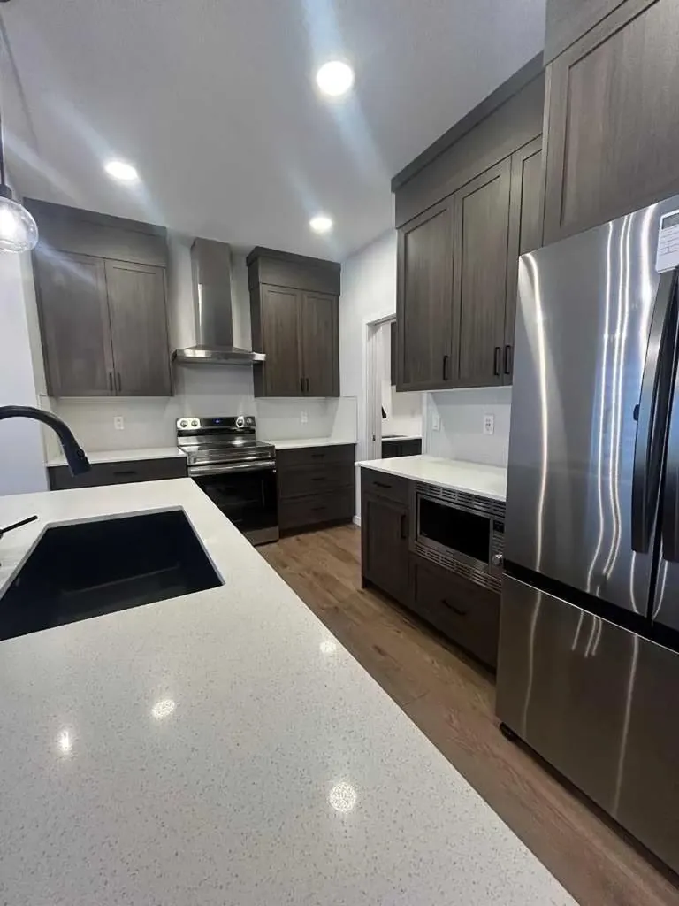 854 Cobblefield Manor SW Airdrie AB T4B5L9