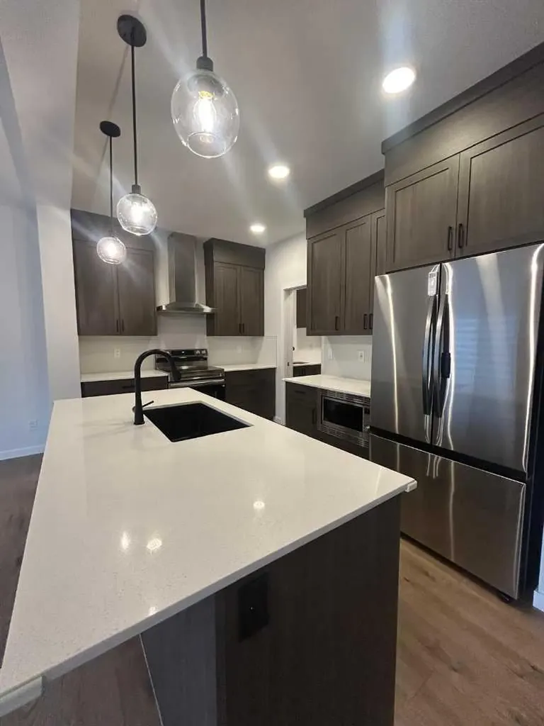 854 Cobblefield Manor SW Airdrie AB T4B5L9