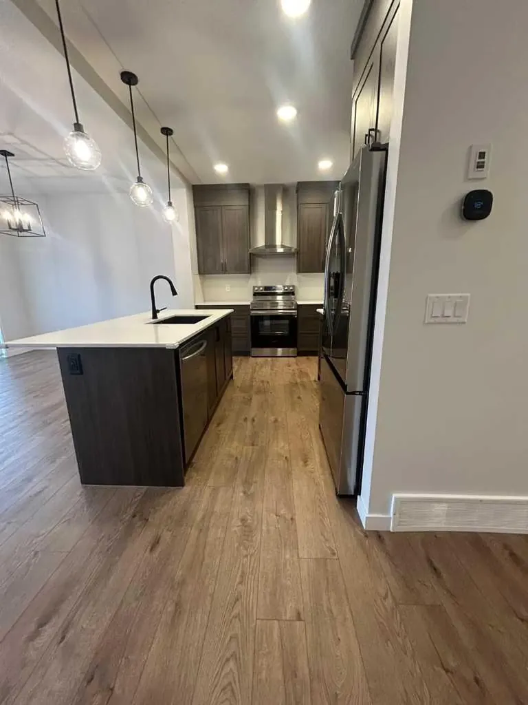 854 Cobblefield Manor SW Airdrie AB T4B5L9