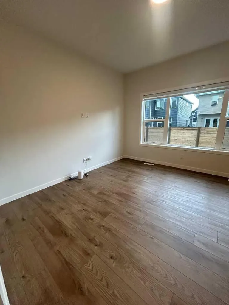 854 Cobblefield Manor SW Airdrie AB T4B5L9