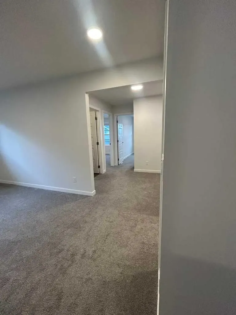 854 Cobblefield Manor SW Airdrie AB T4B5L9
