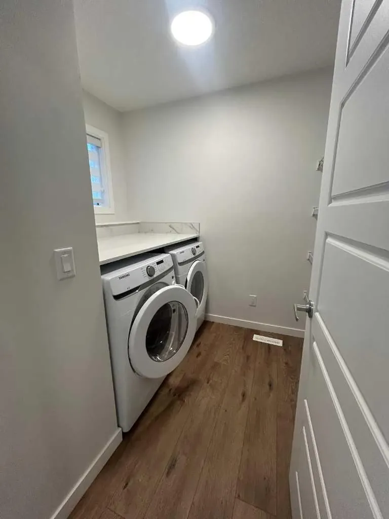 854 Cobblefield Manor SW Airdrie AB T4B5L9