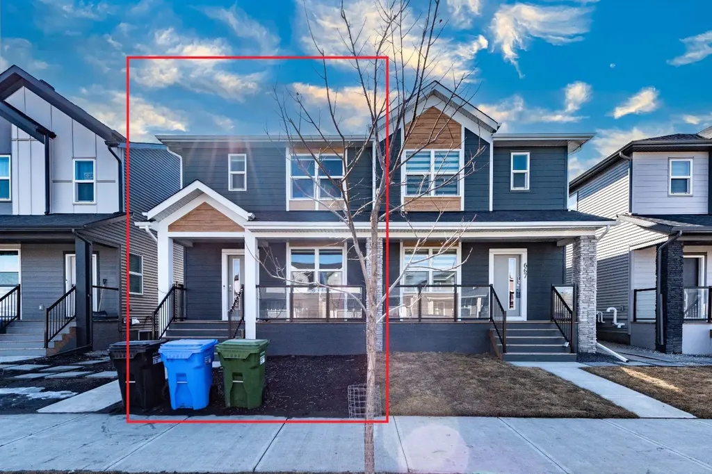 671 Wolf Willow Boulevard SE Calgary AB T2X 5R2