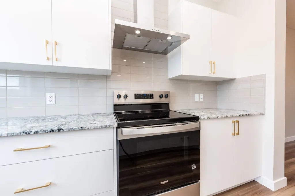 671 Wolf Willow Boulevard SE Calgary AB T2X 5R2