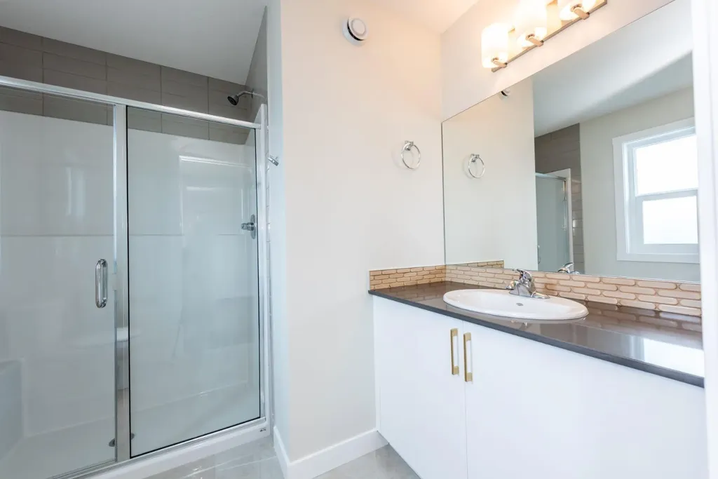 671 Wolf Willow Boulevard SE Calgary AB T2X 5R2