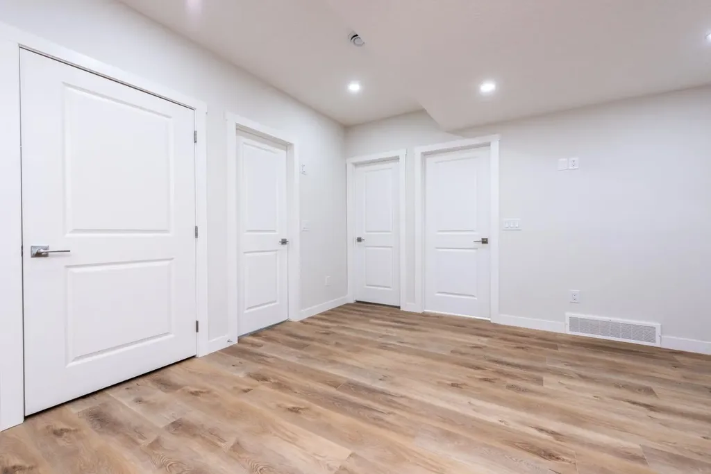 671 Wolf Willow Boulevard SE Calgary AB T2X 5R2
