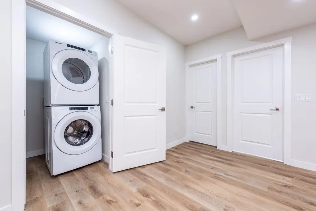 671 Wolf Willow Boulevard SE Calgary AB T2X 5R2
