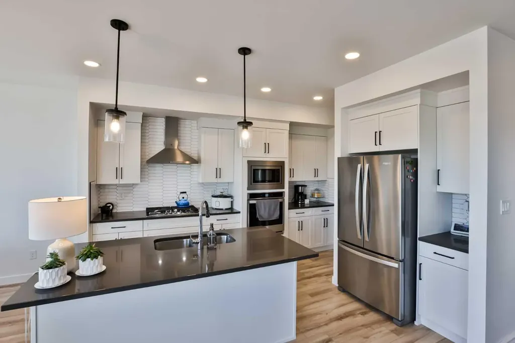 56 Greywolf Road N Lethbridge AB T1H 7E8